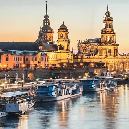 Apartman Twenty Five Bei Dresden - Free Parking, Netflix & Coffee Machine Heidenau